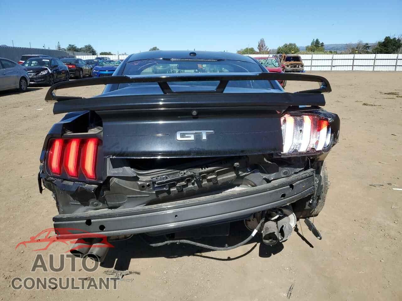 FORD MUSTANG 2020 - 1FA6P8CF7L5134165