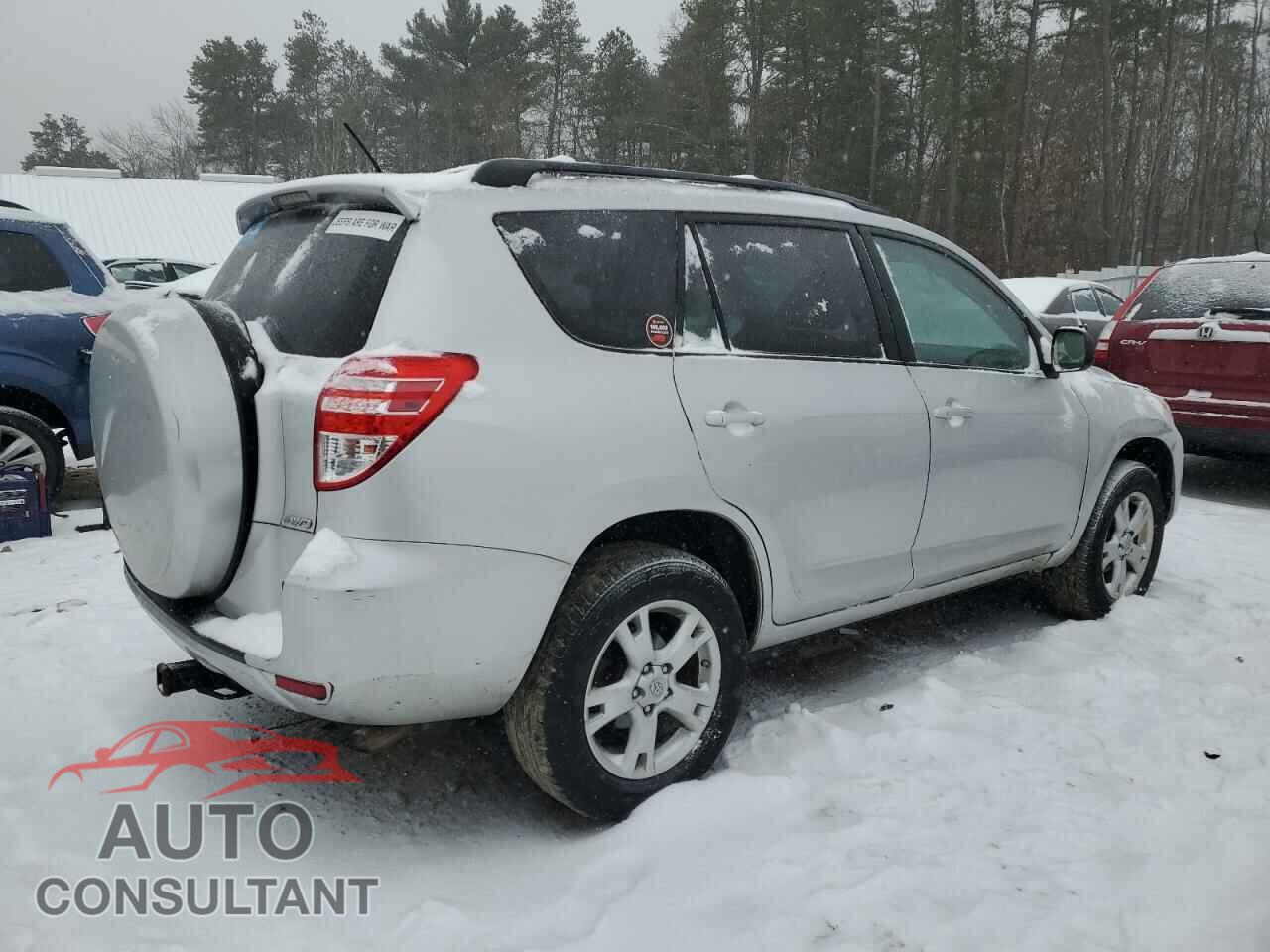 TOYOTA RAV4 2011 - 2T3BF4DV8BW100432