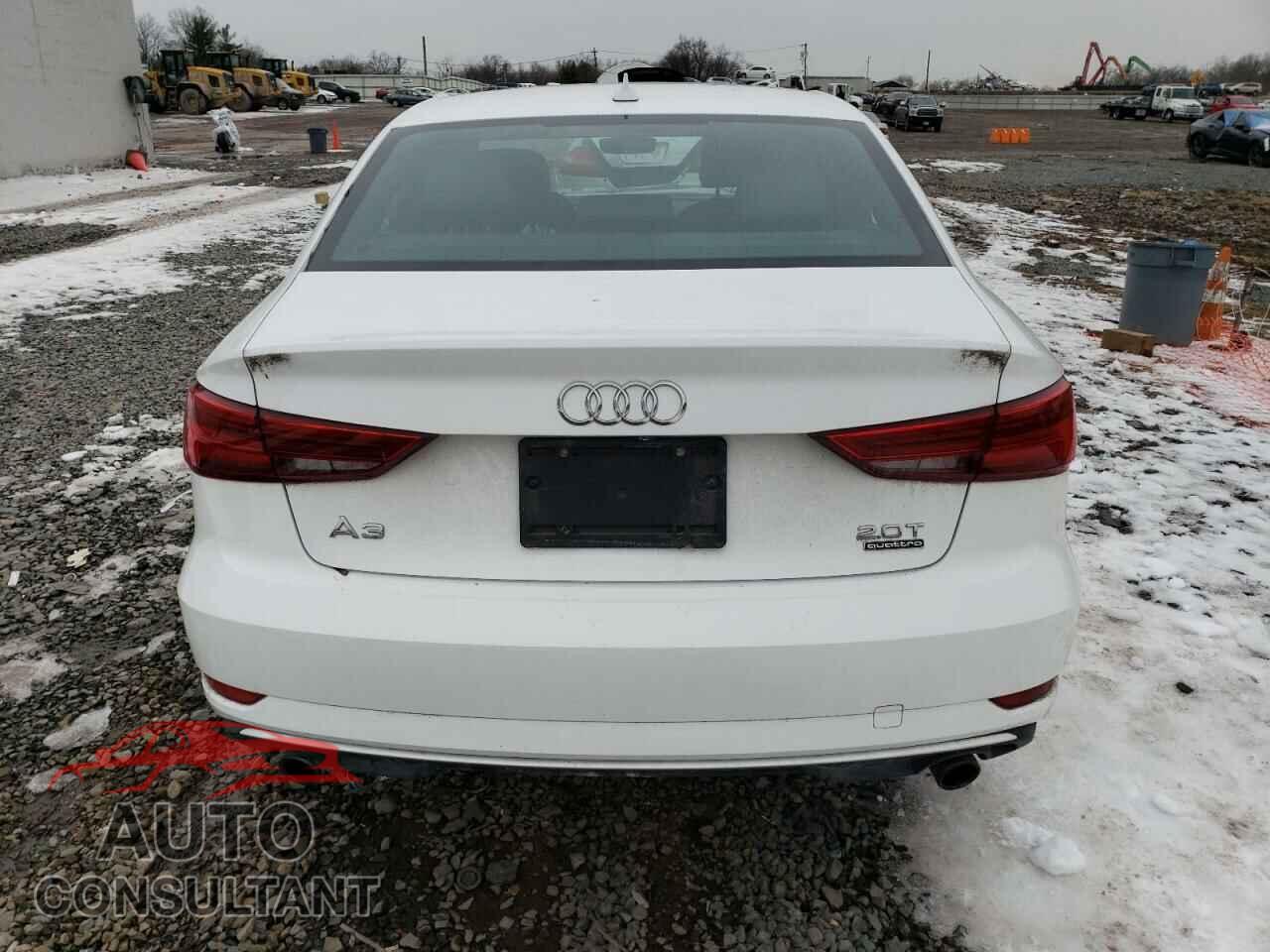 AUDI A3 2018 - WAUB8GFF4J1033260