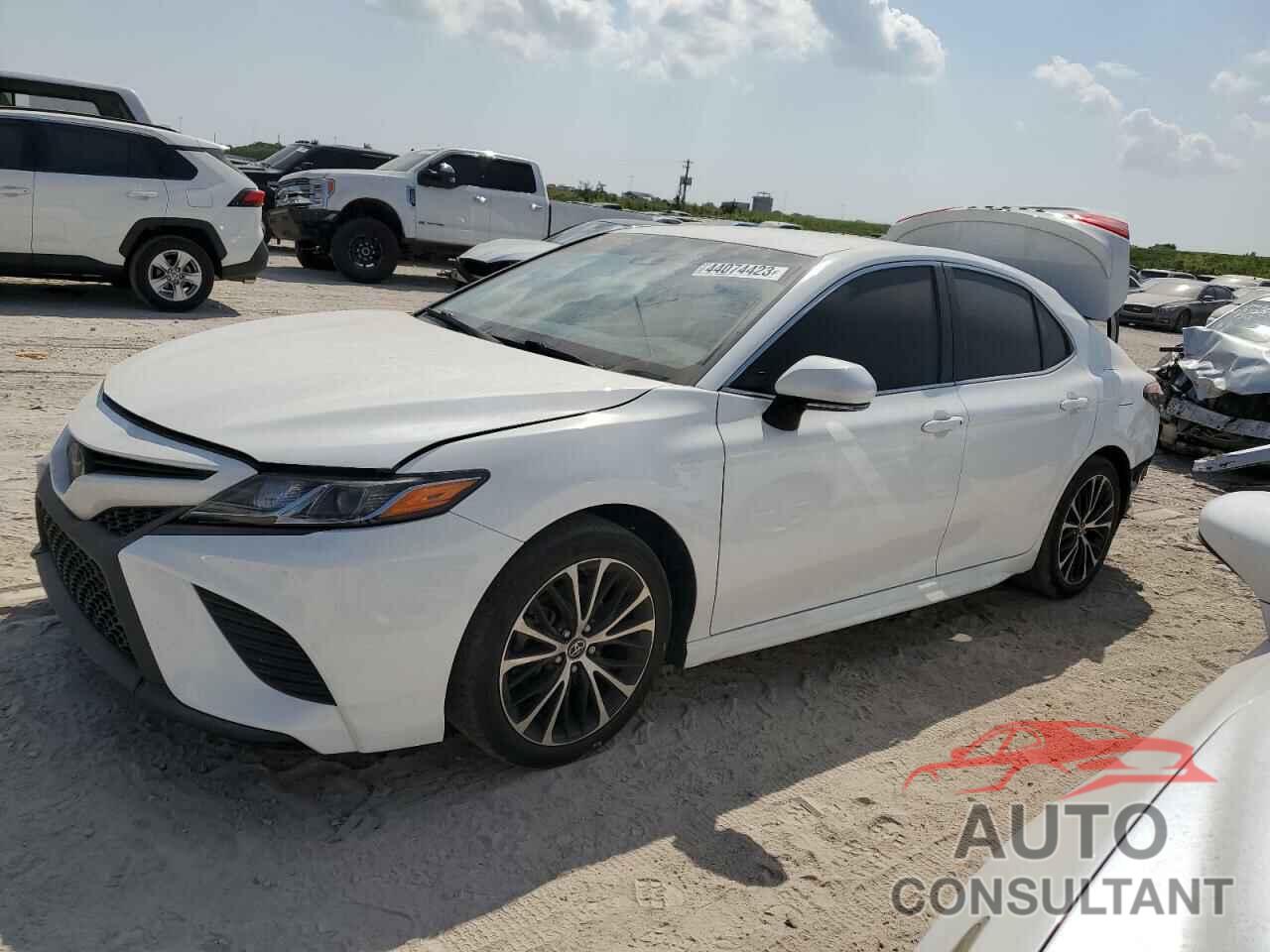 TOYOTA CAMRY 2019 - 4T1B11HK8KU767796