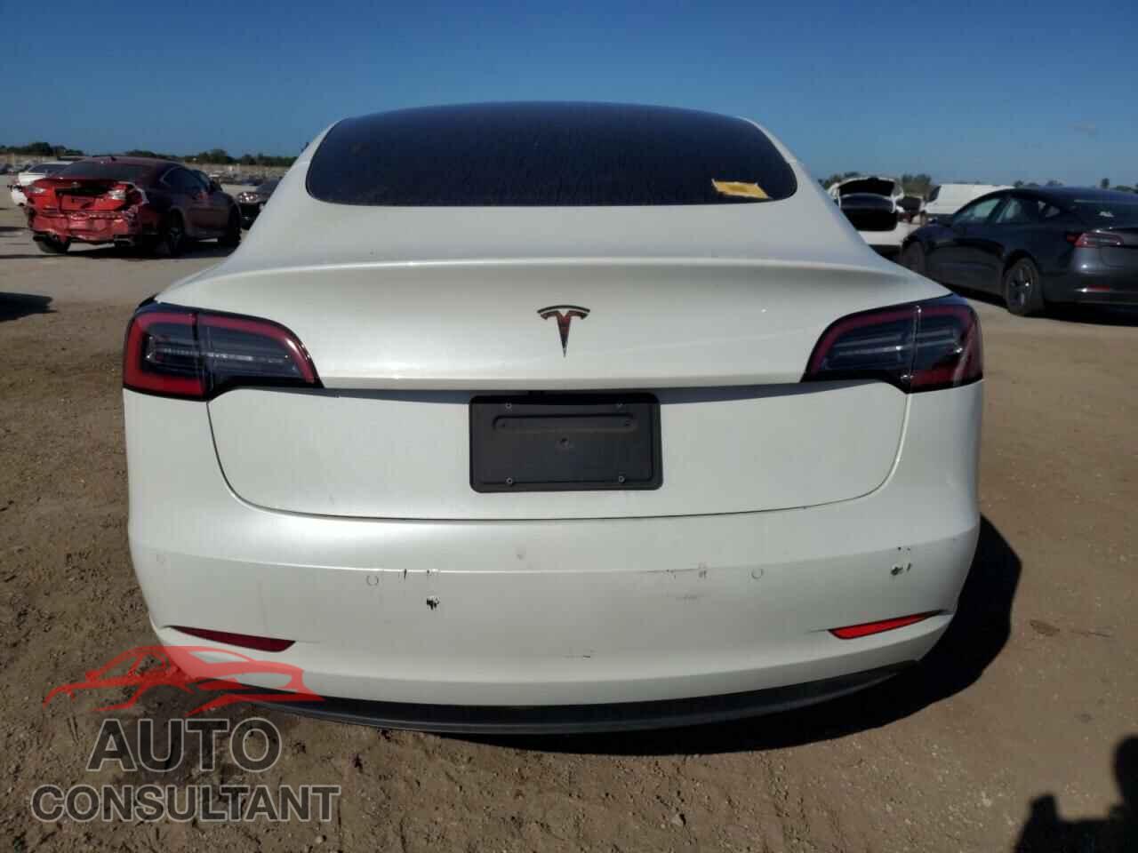 TESLA MODEL 3 2021 - 5YJ3E1EA3MF084795