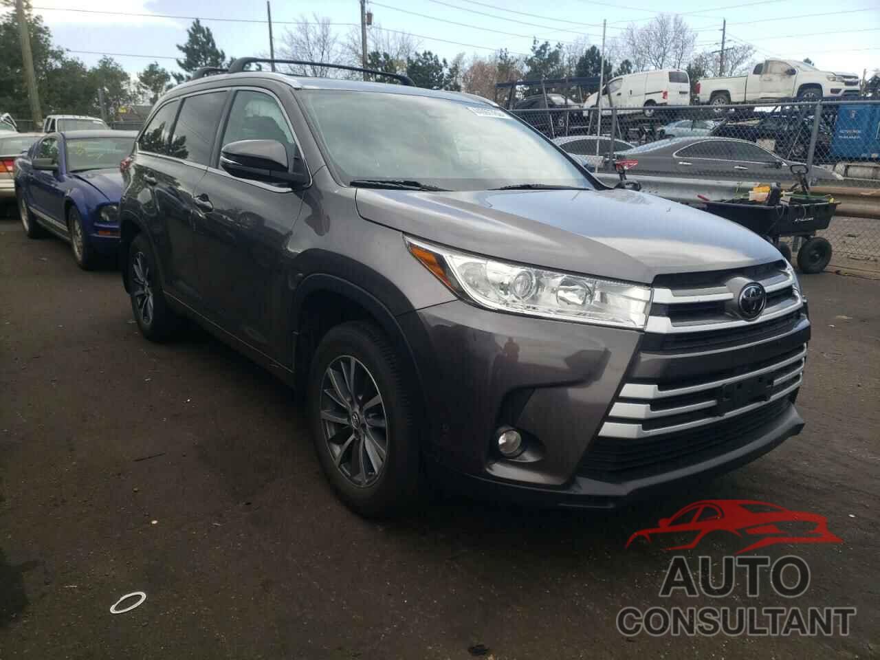 TOYOTA HIGHLANDER 2017 - 5TDJZRFH0HS478150