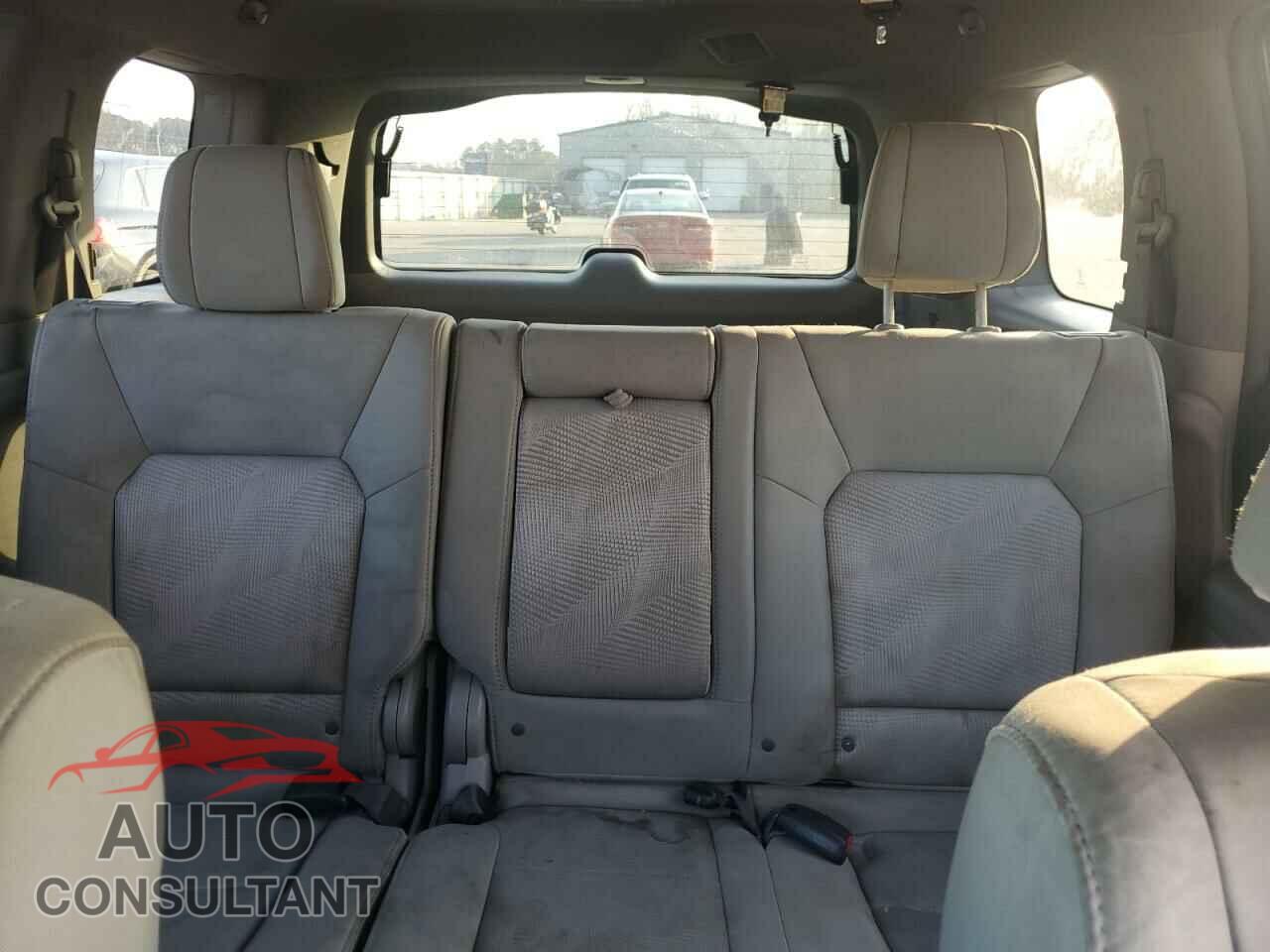 HONDA PILOT 2012 - 5FNYF4H24CB007425