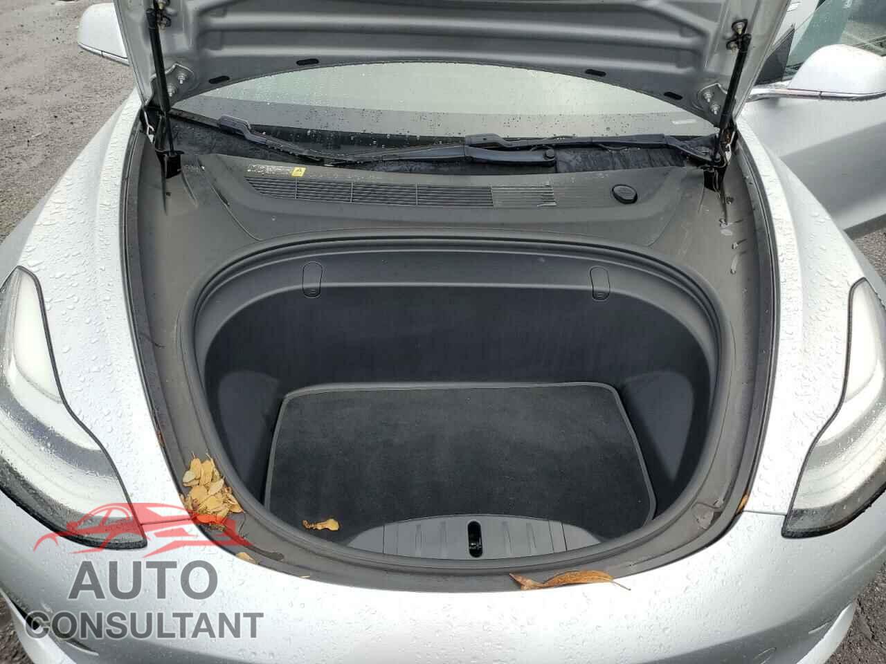 TESLA MODEL 3 2018 - 5YJ3E1EB2JF072111
