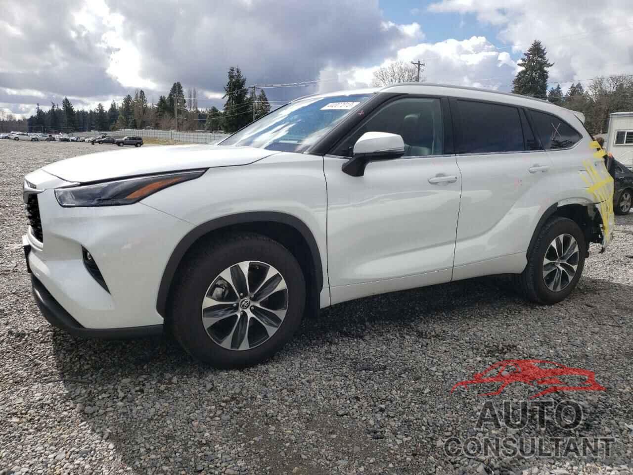 TOYOTA HIGHLANDER 2022 - 5TDHZRBH4NS162086