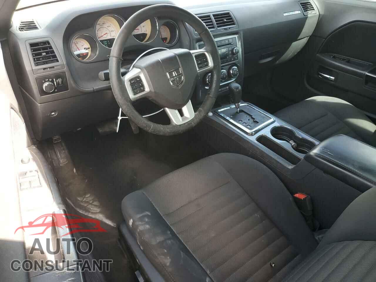 DODGE CHALLENGER 2013 - 2C3CDYAGXDH679650