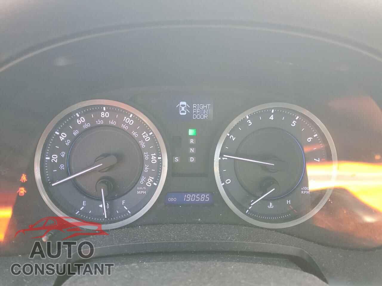 LEXUS IS 2011 - JTHBF5C22B5144025