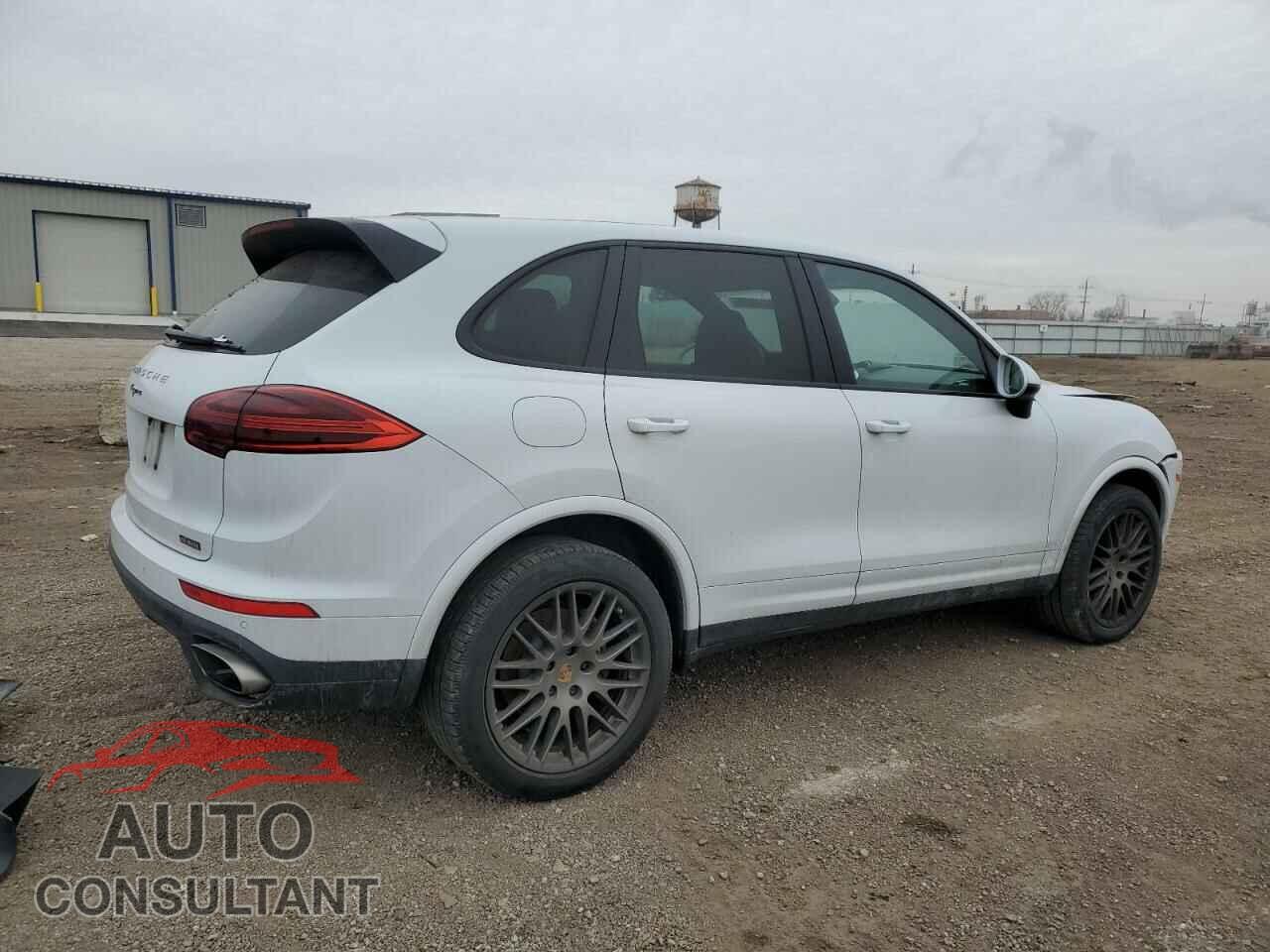 PORSCHE CAYENNE 2017 - WP1AA2A25HKA80925