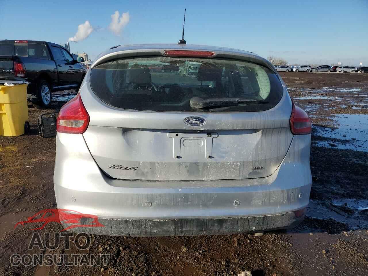 FORD FOCUS 2018 - 1FADP3M20JL215460