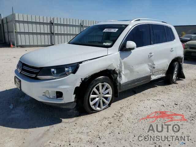 VOLKSWAGEN TIGUAN 2017 - WVGSV7AX4HK025378