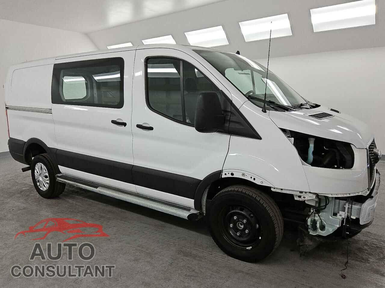 FORD TRANSIT 2023 - 1FTBR1Y86PKB40356