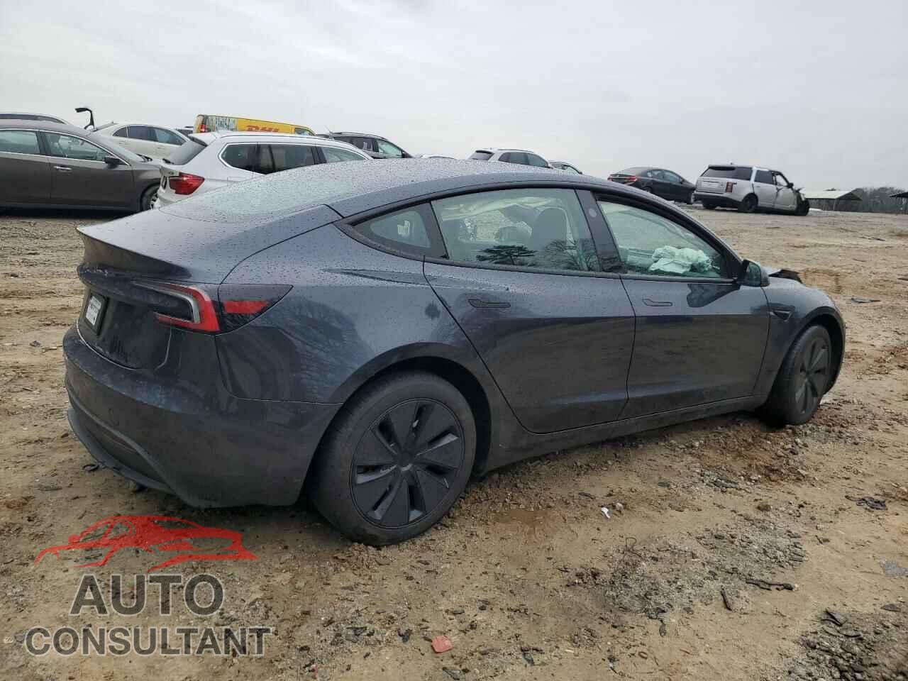 TESLA MODEL 3 2024 - 5YJ3E1EA8RF755854