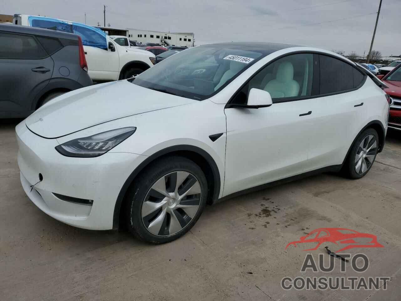 TESLA MODEL Y 2021 - 5YJYGAEE5MF118853