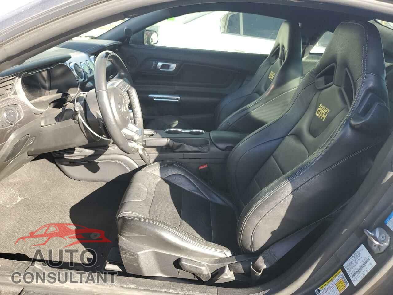 FORD MUSTANG 2022 - 1FA6P8CF0N5117789