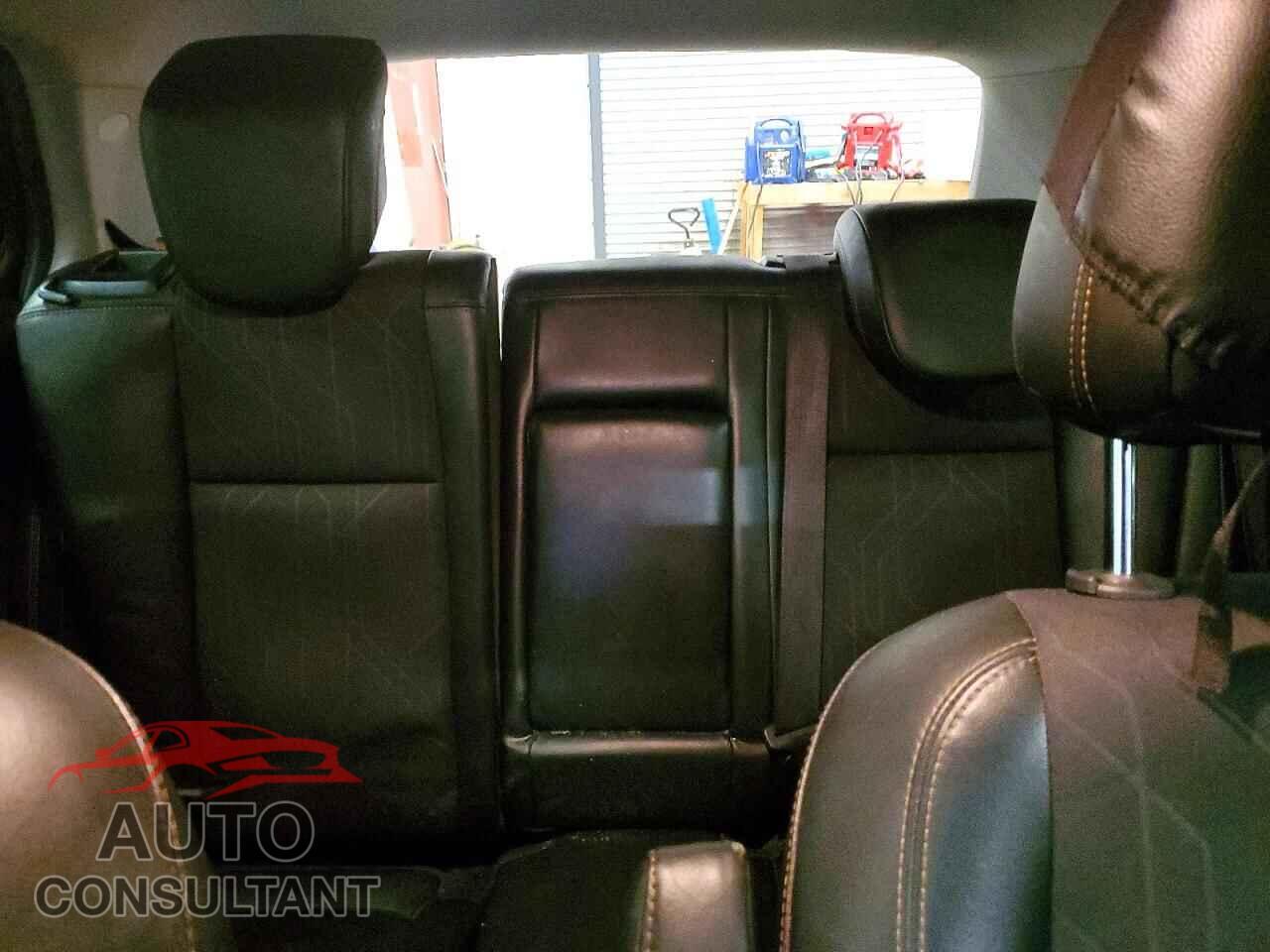 CHEVROLET TRAX 2019 - 3GNCJLSB3KL176810