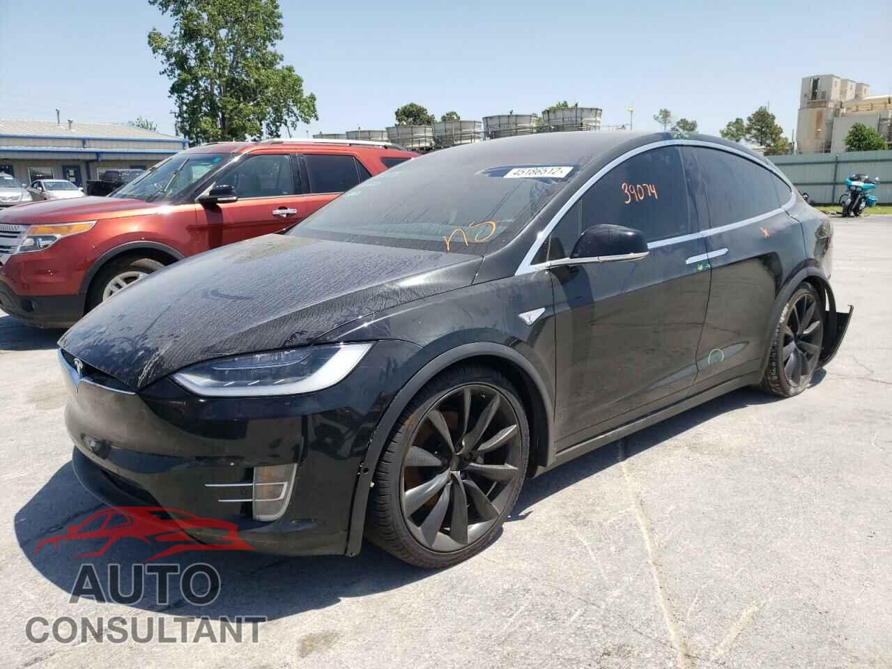 TESLA MODEL X 2016 - 5YJXCAE23GF004657