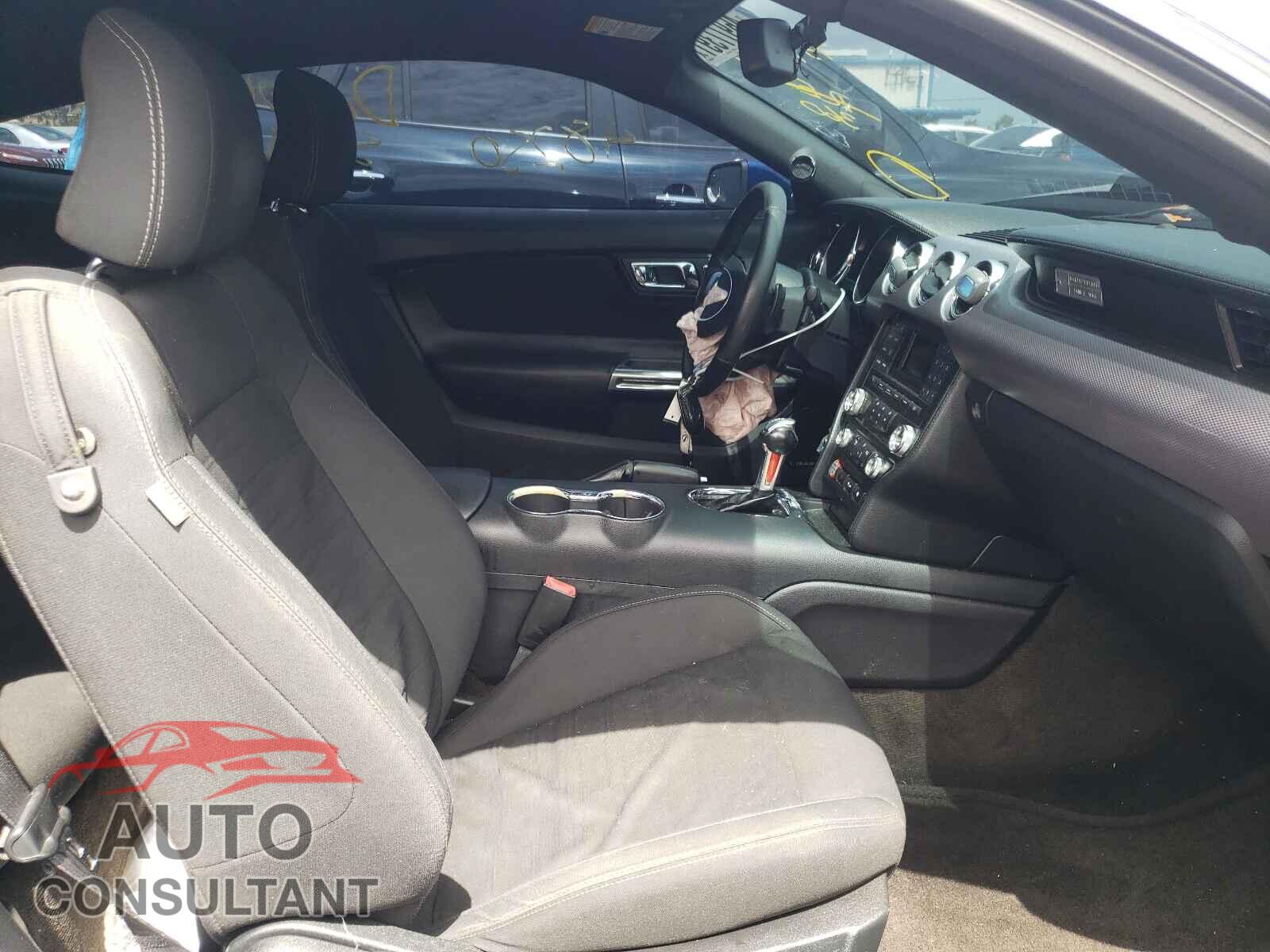 FORD MUSTANG 2016 - 1FA6P8TH3G5236263