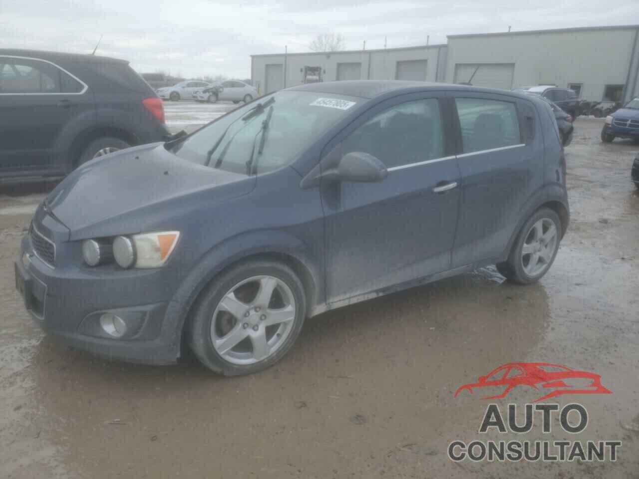 CHEVROLET SONIC 2016 - 1G1JE6SB0G4161080