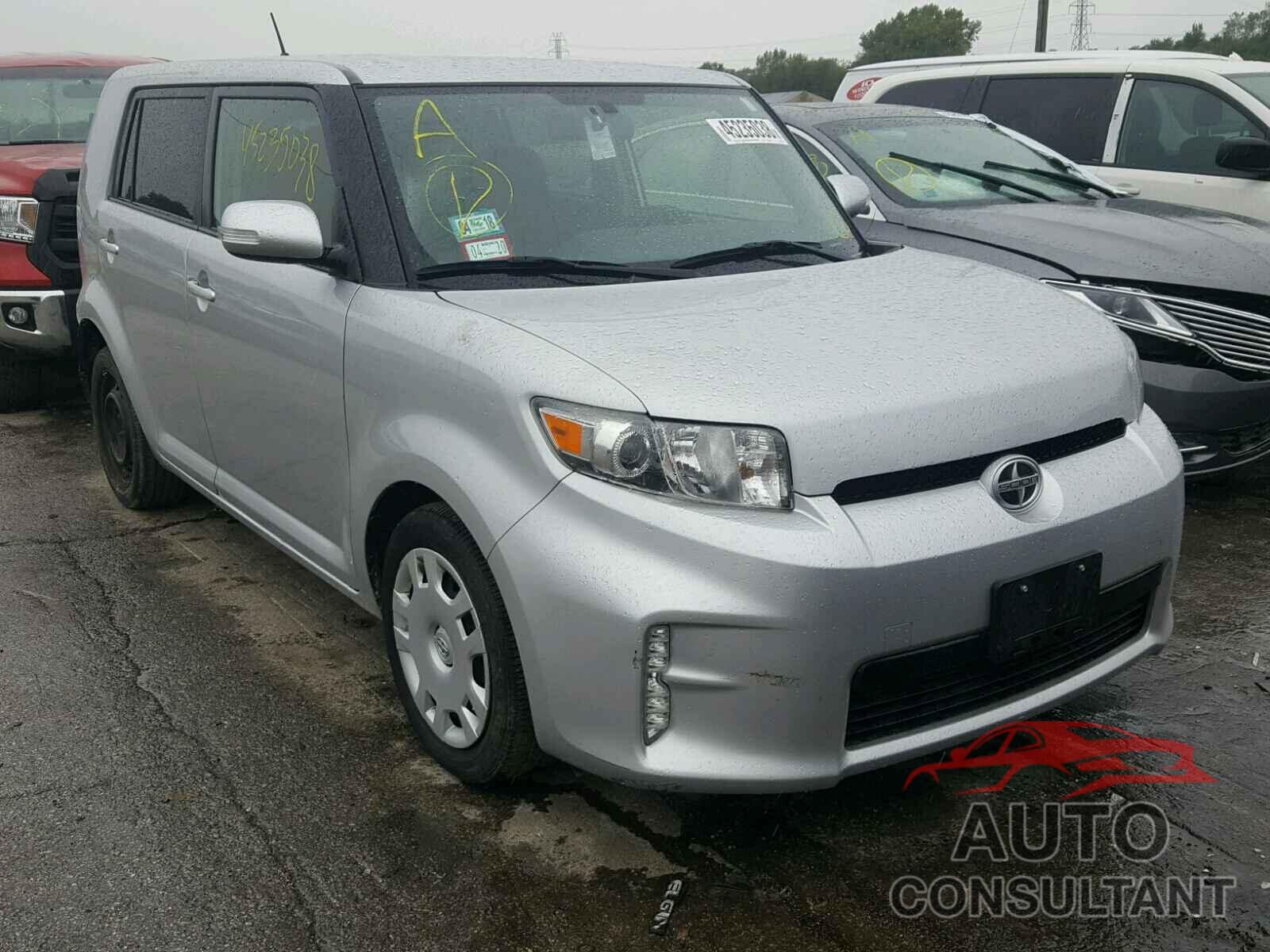 TOYOTA SCION 2015 - JTLZE4FE4FJ068604