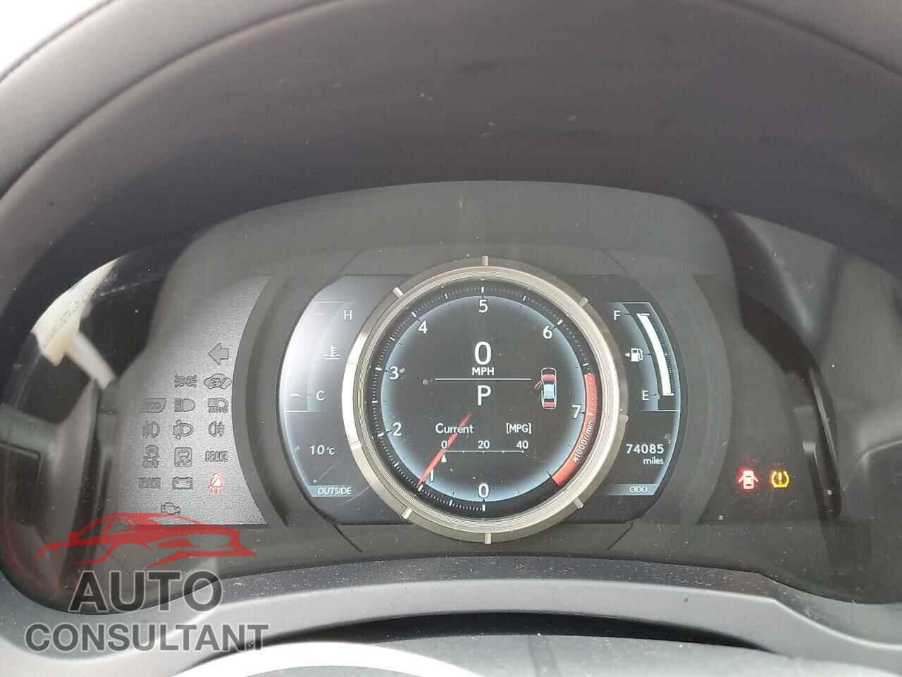 LEXUS IS 2015 - JTHCF1D29F5028435