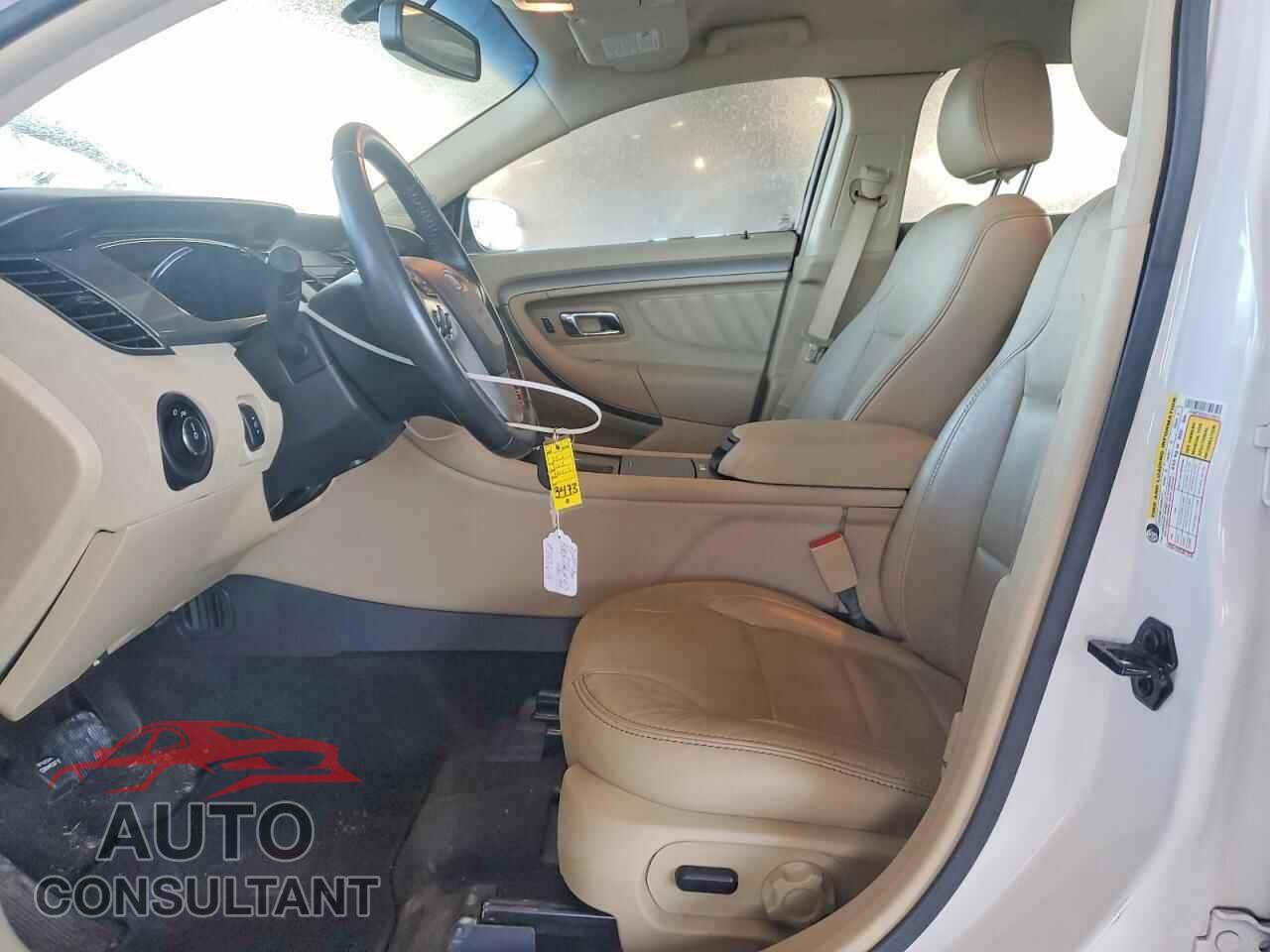 FORD TAURUS 2016 - 1FAHP2E82GG143614