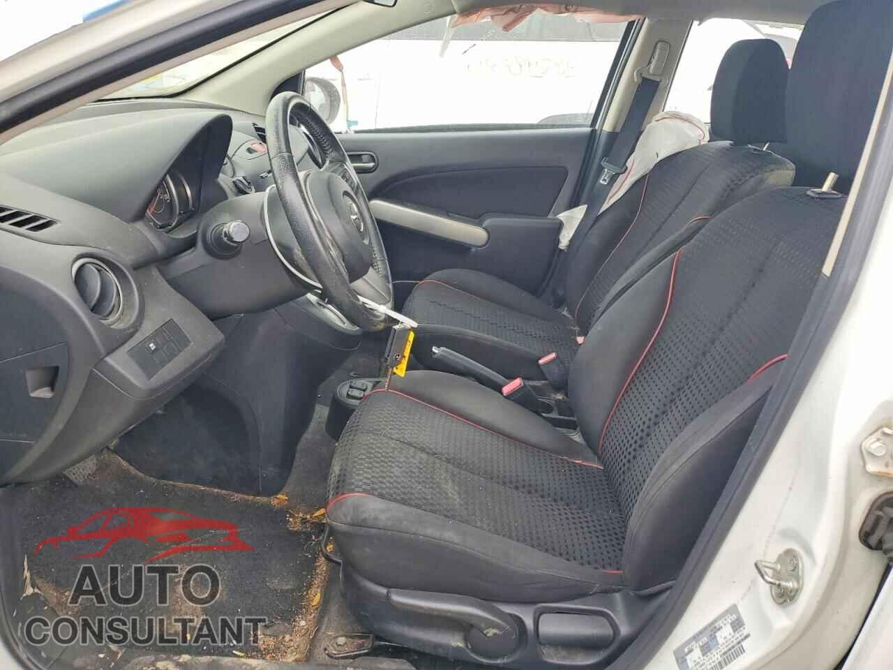 MAZDA 2 2012 - JM1DE1LYXC0151197