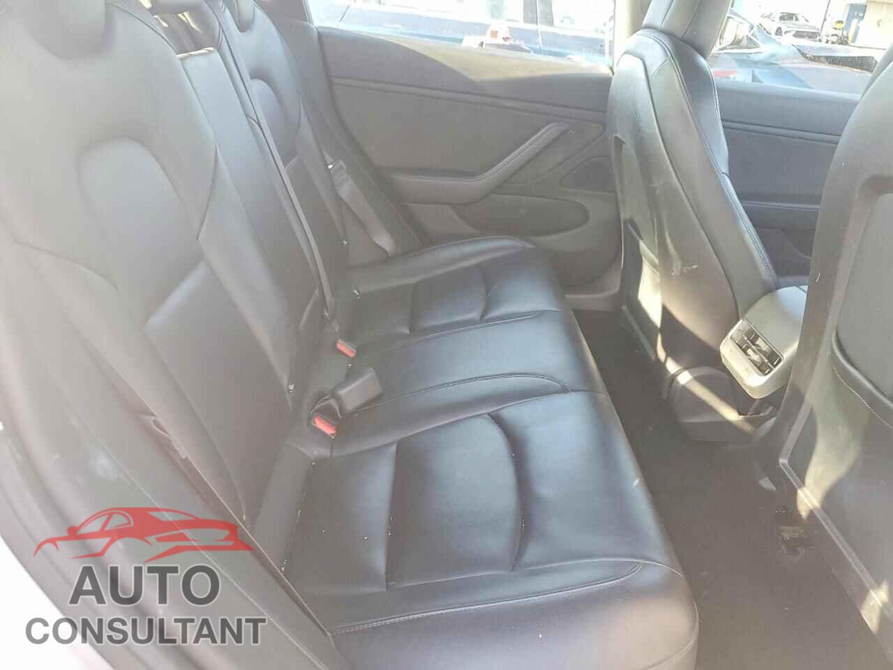 TESLA MODEL 3 2018 - 5YJ3E1EA2JF052187
