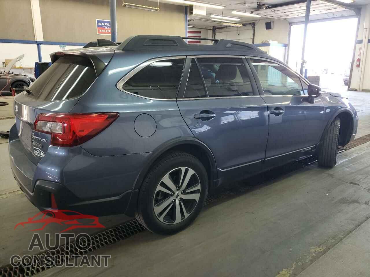 SUBARU OUTBACK 2018 - 4S4BSANC0J3207530