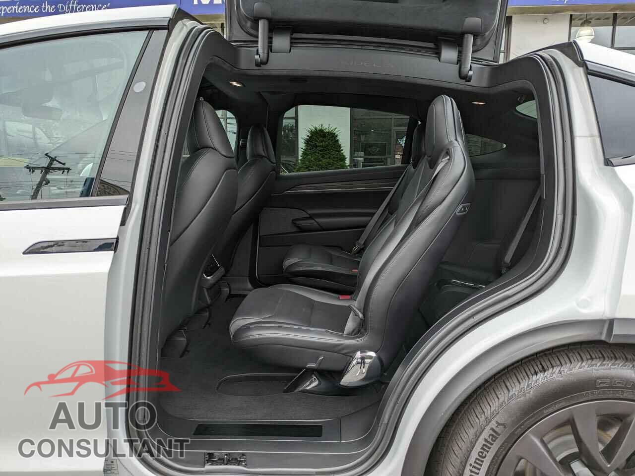 TESLA MODEL X 2022 - 7SAXCBE54NF332721