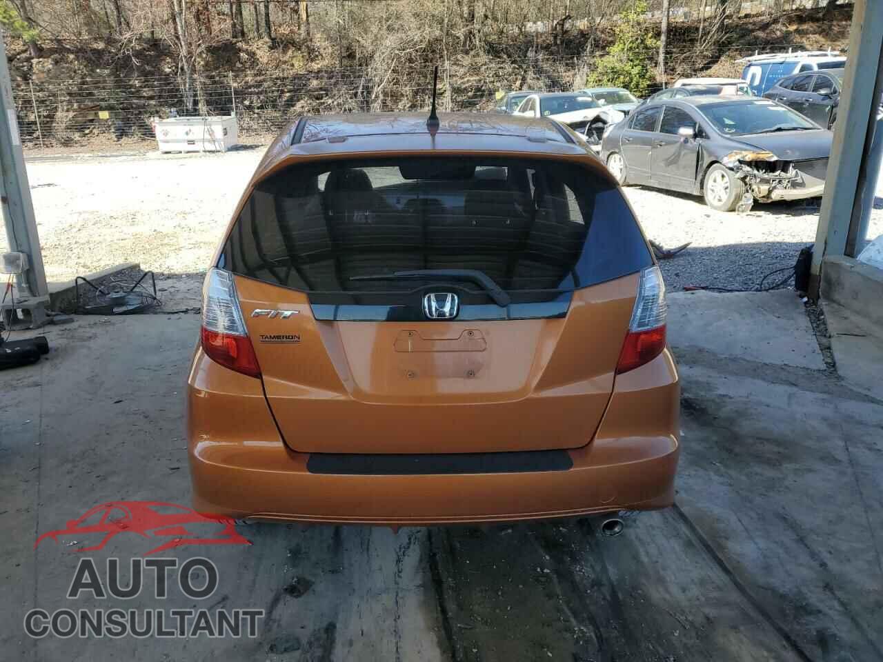 HONDA FIT 2011 - JHMGE8H55BC008190