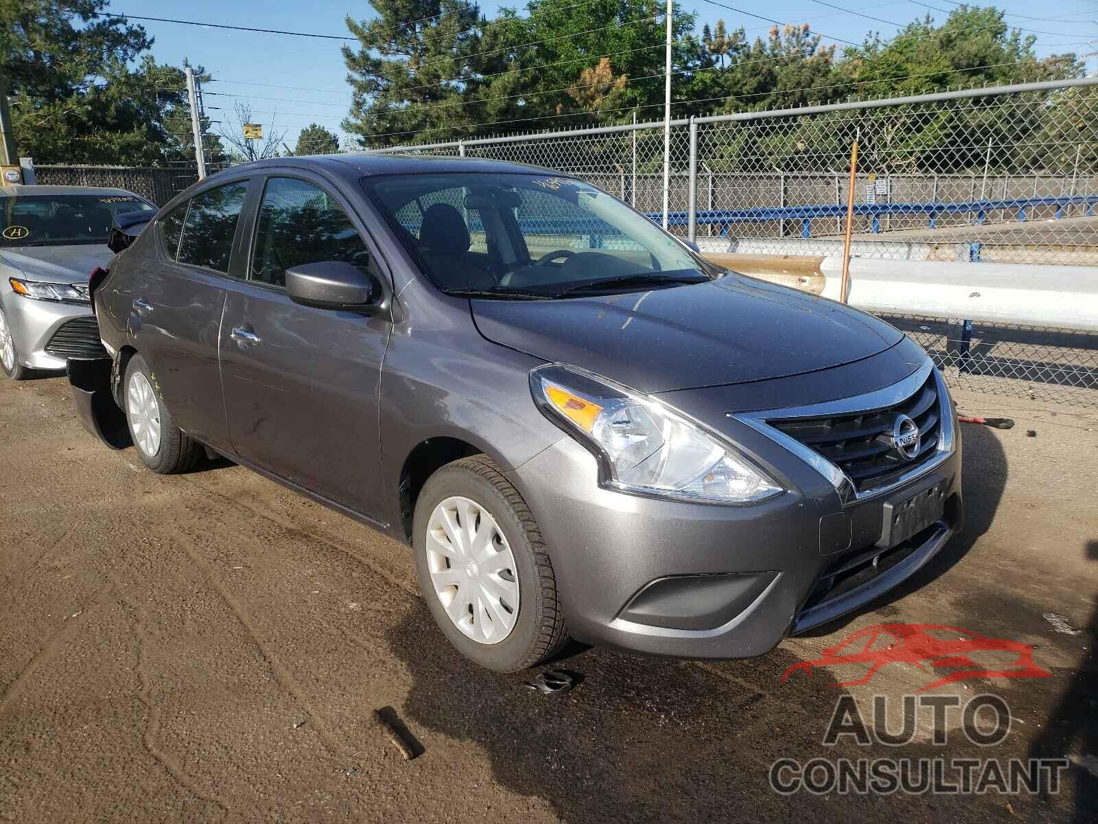 NISSAN VERSA 2019 - 3N1CN7AP1KL871758