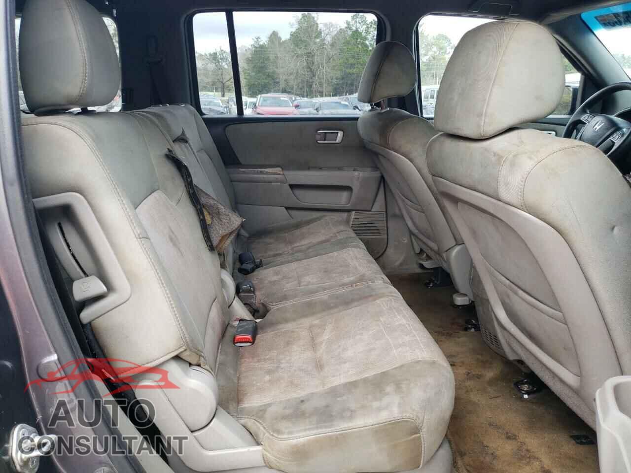 HONDA PILOT 2014 - 5FNYF3H40EB011132