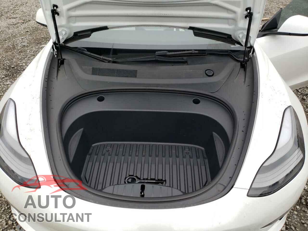 TESLA MODEL 3 2023 - 5YJ3E1EA9PF383437