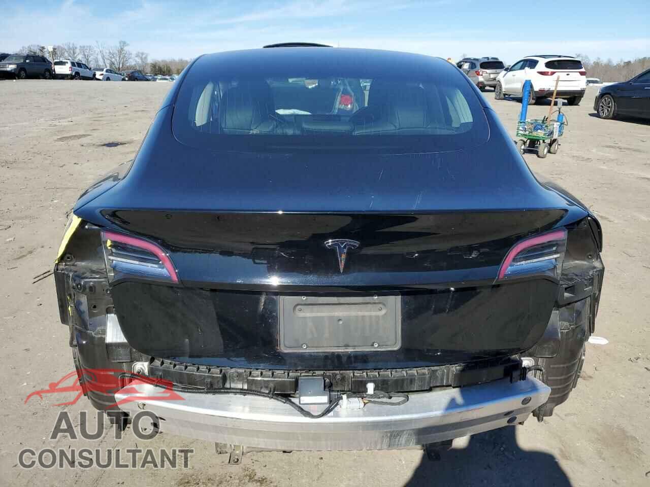 TESLA MODEL 3 2019 - 5YJ3E1EA5KF410786