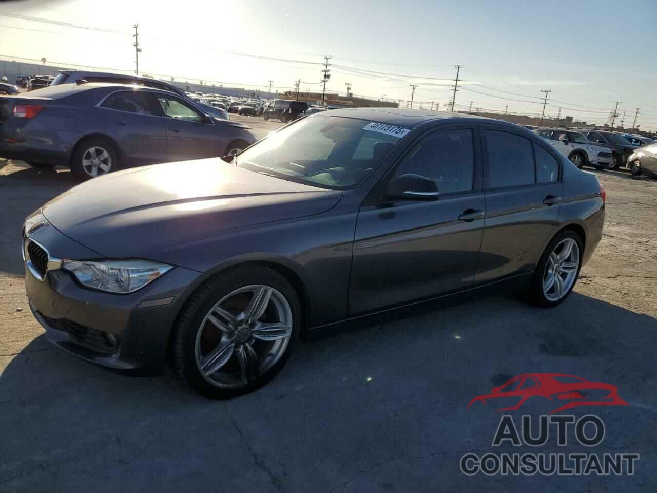 BMW 3 SERIES 2013 - WBA3B3C54DJ976120