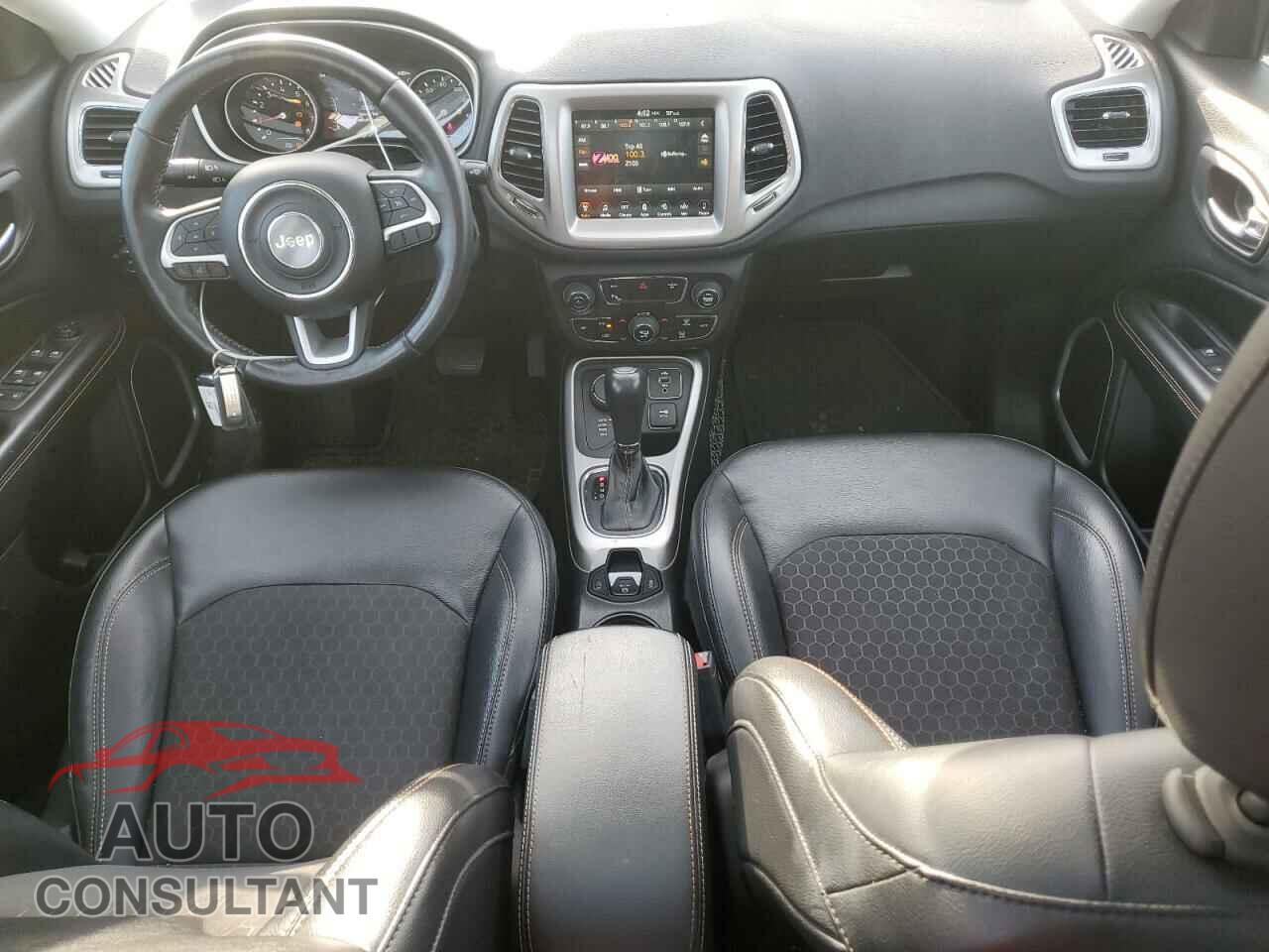 JEEP COMPASS 2018 - 3C4NJDBB5JT178371
