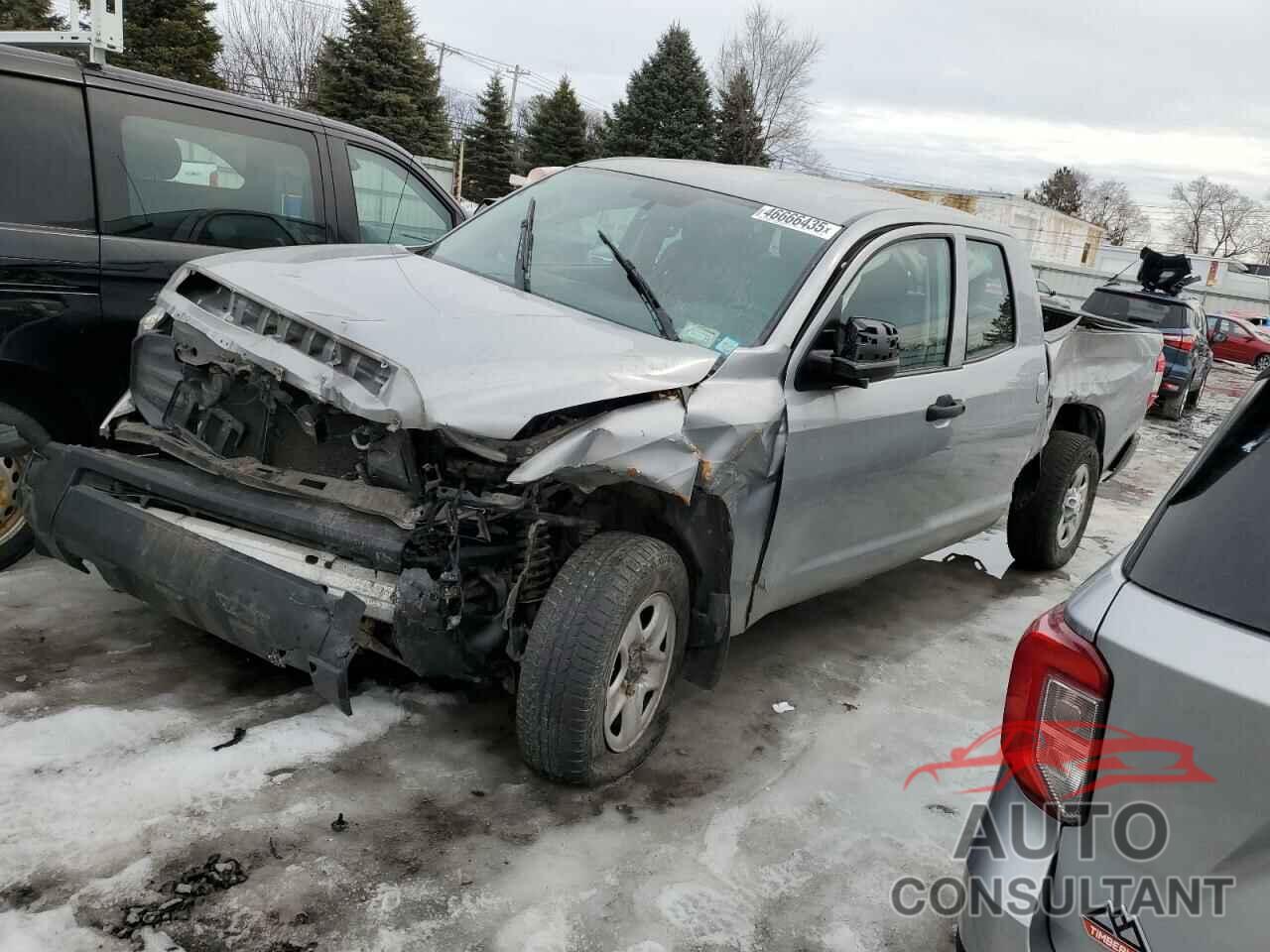 TOYOTA TUNDRA 2014 - 5TFUM5F14EX056007