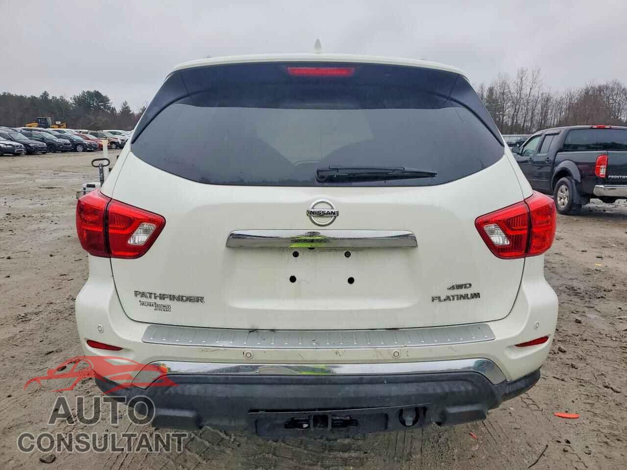 NISSAN PATHFINDER 2019 - 5N1DR2MM4KC646929