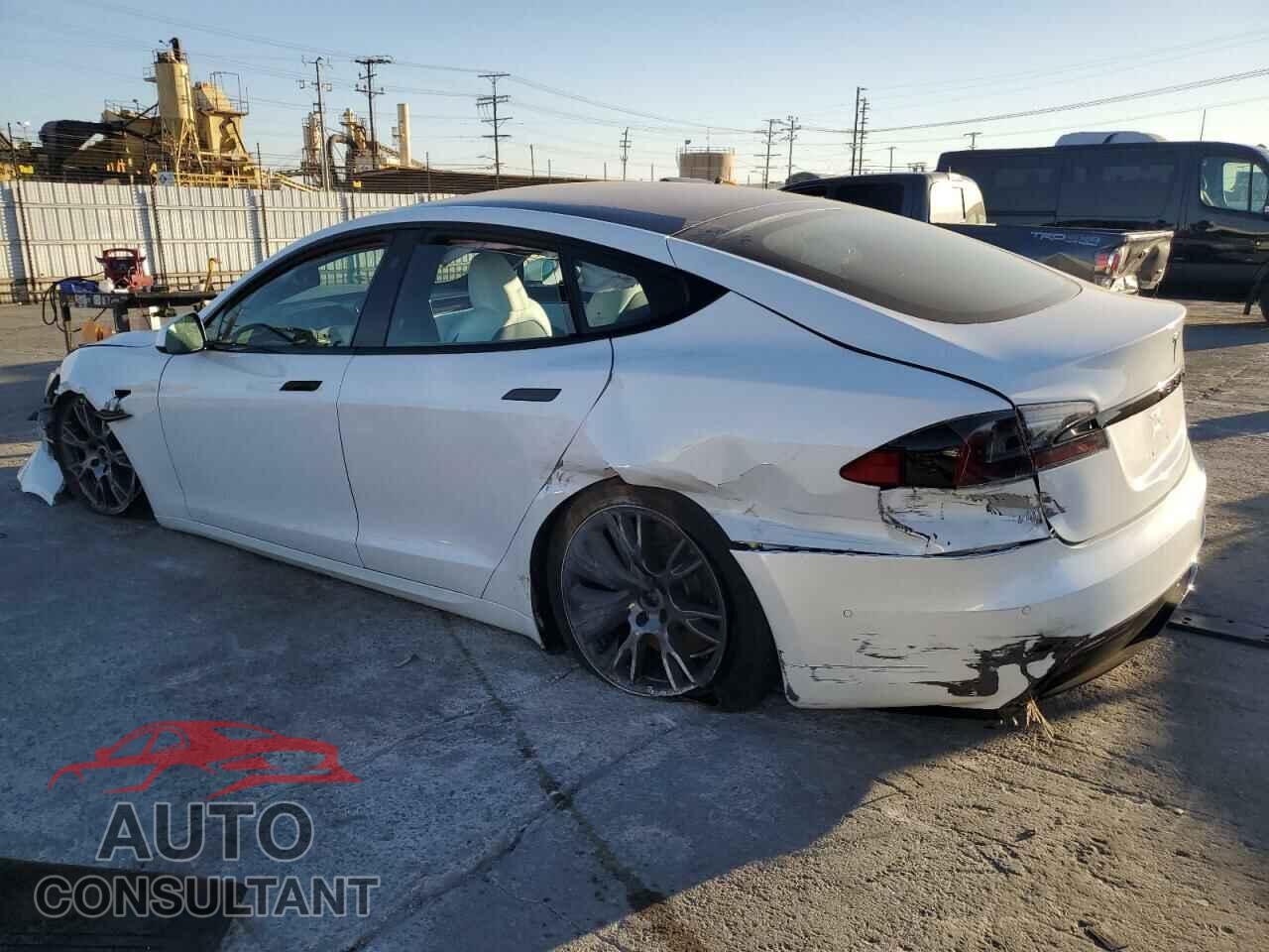 TESLA MODEL S 2022 - 5YJSA1E50NF467489