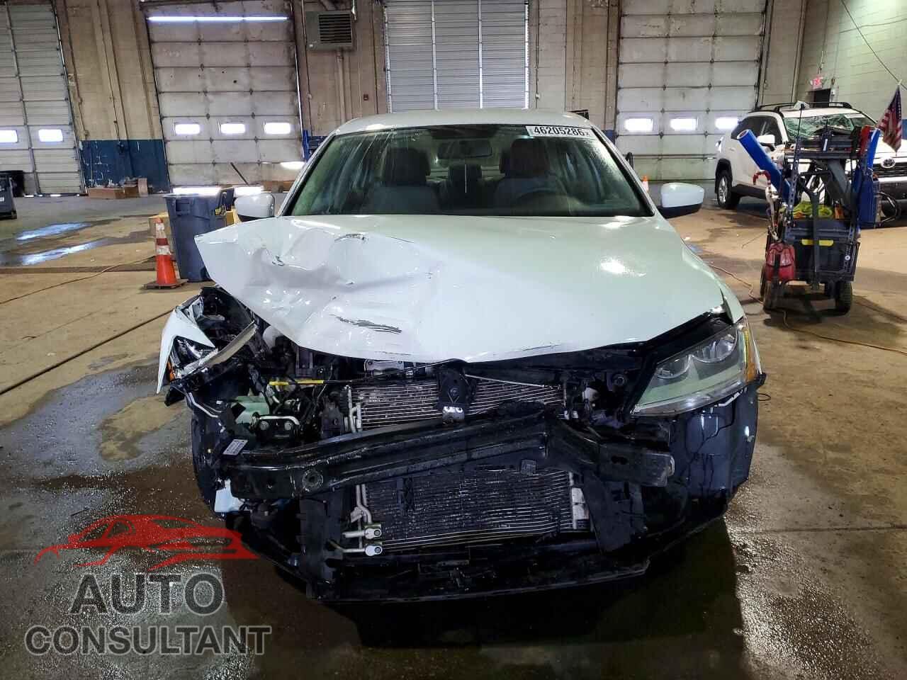 VOLKSWAGEN JETTA 2017 - 3VW2B7AJ3HM344432