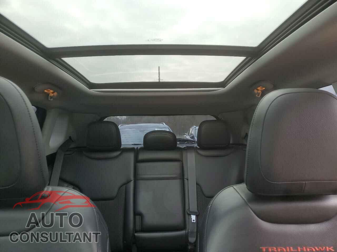 JEEP COMPASS 2017 - 3C4NJDDB7HT656653