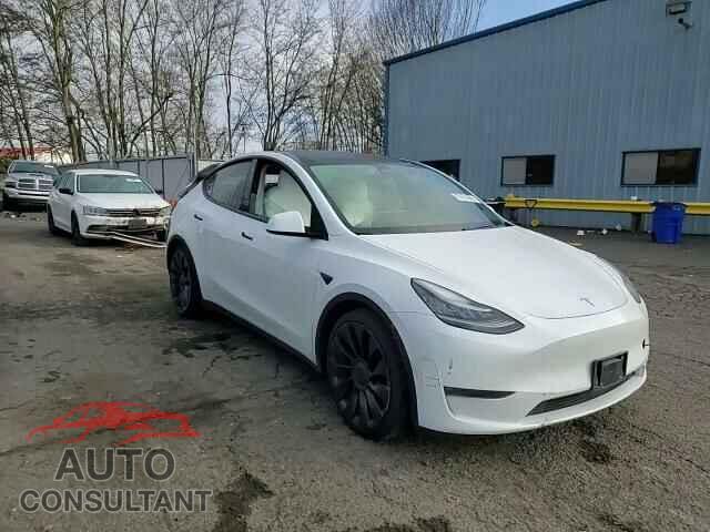 TESLA MODEL Y 2020 - 5YJYGDEF6LF051768