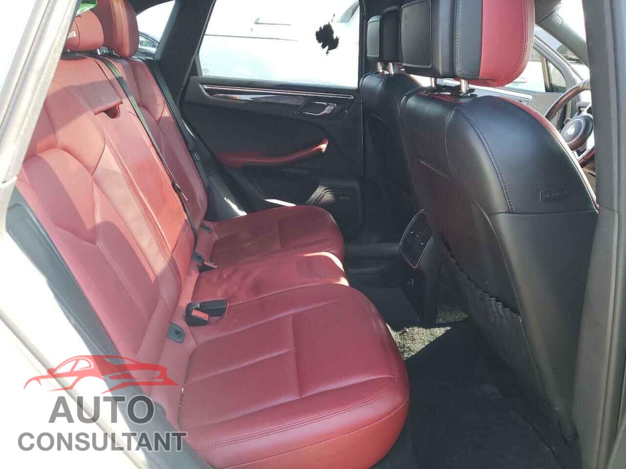 PORSCHE MACAN 2016 - WP1AB2A51GLB55880