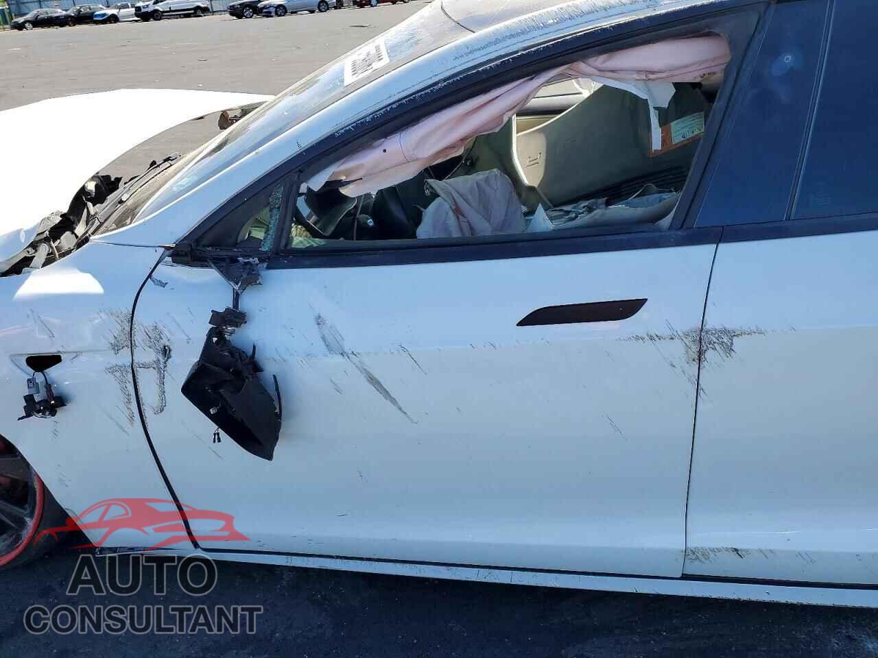 TESLA MODEL S 2018 - 5YJSA1E25JF247913