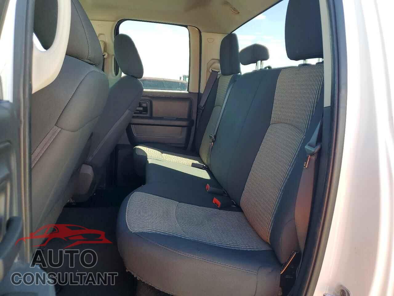 DODGE RAM 1500 2012 - 1C6RD7FT6CS286393