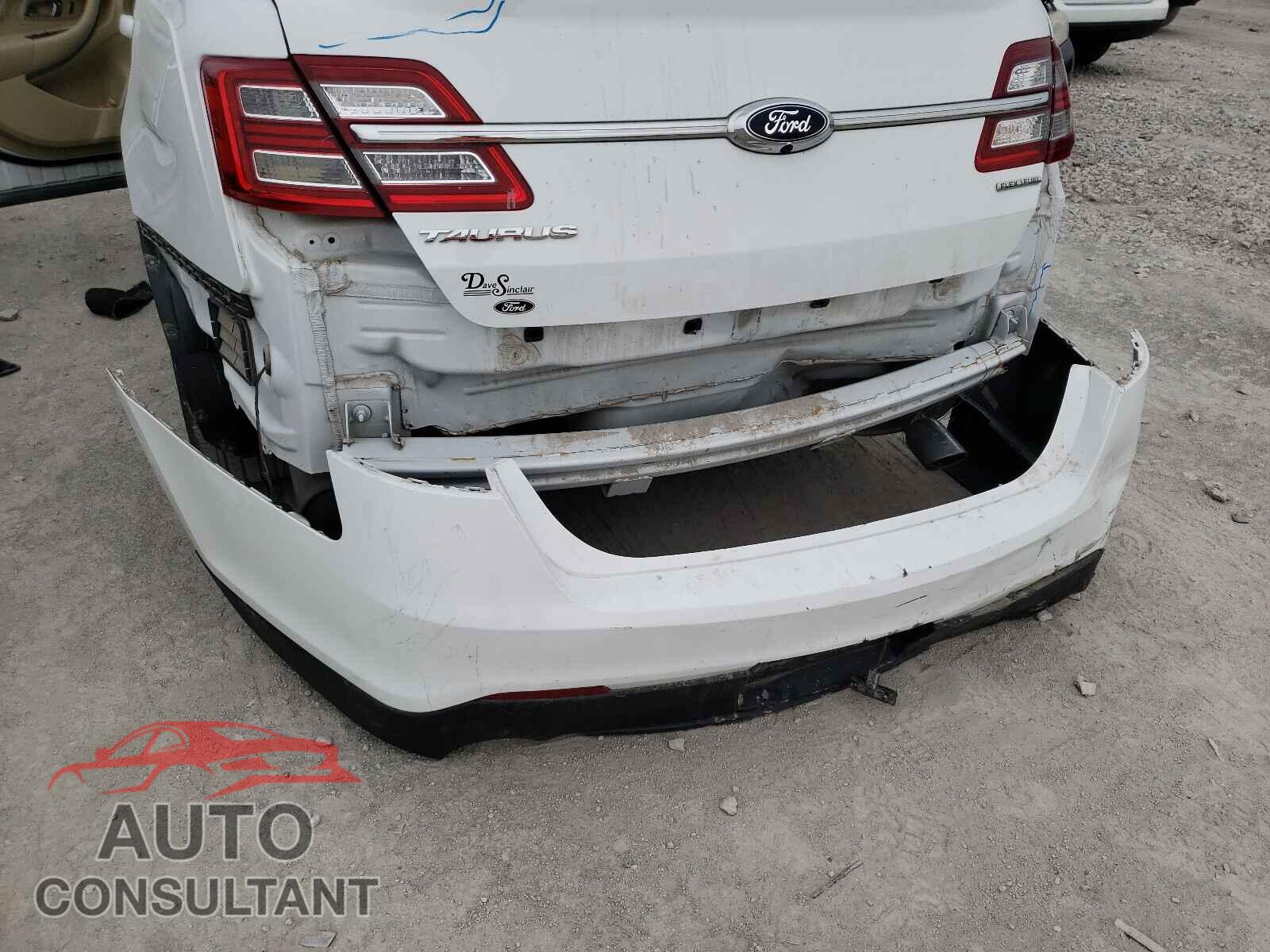 FORD TAURUS 2019 - 1FAHP2D83KG100992