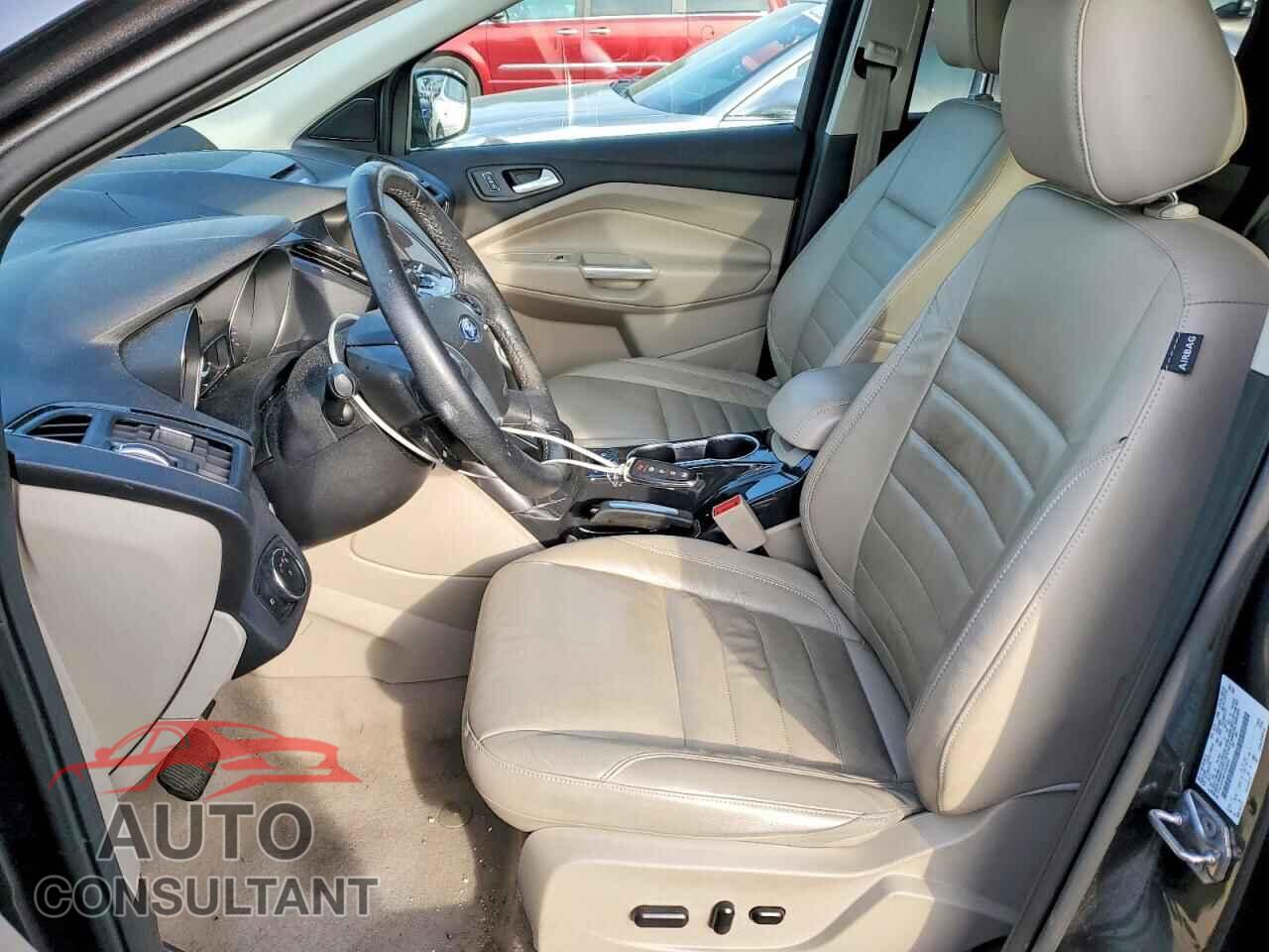 FORD ESCAPE 2015 - 1FMCU9J94FUA48200