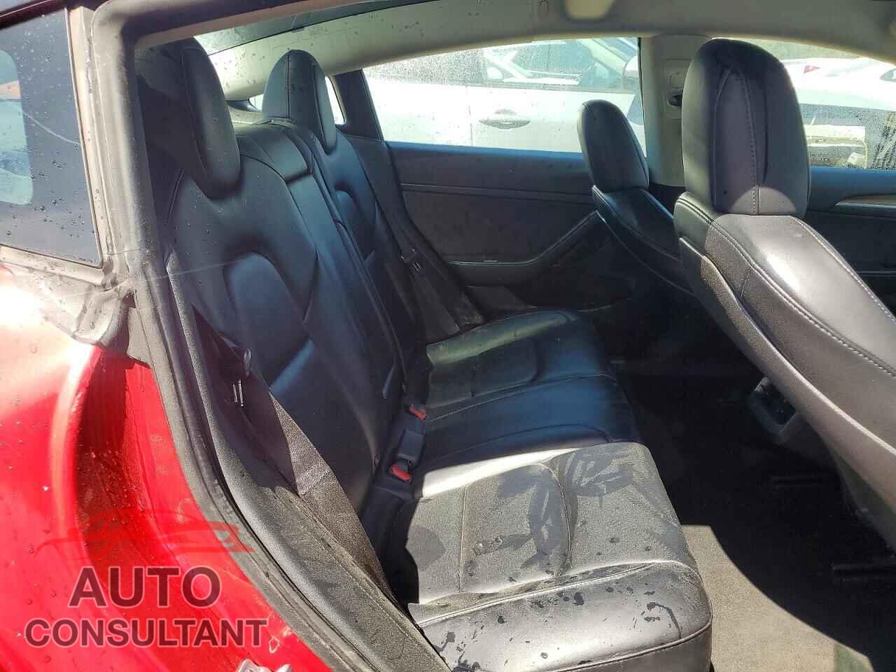 TESLA MODEL 3 2022 - 5YJ3E1EA5NF290766