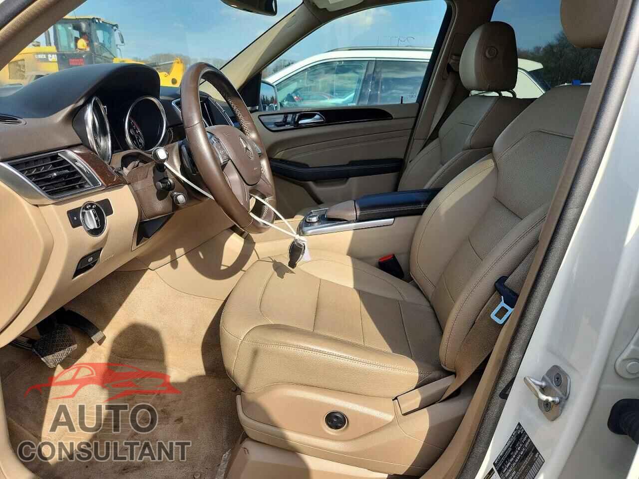 MERCEDES-BENZ M-CLASS 2013 - 4JGDA5HB4DA217015