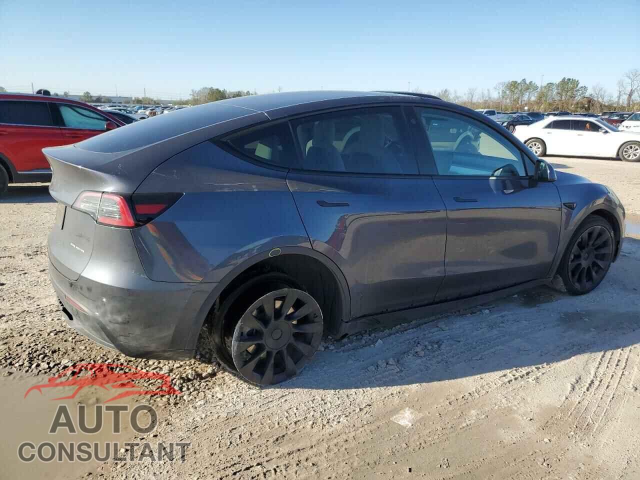 TESLA MODEL Y 2023 - 7SAYGDEEXPF618029